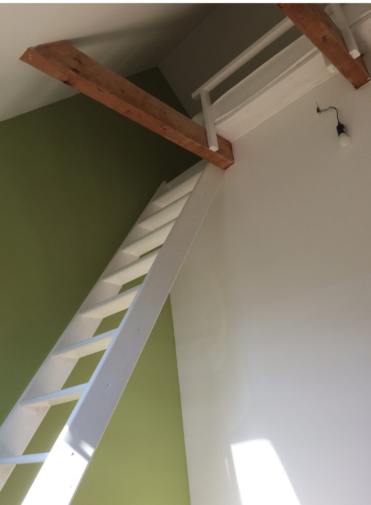 Gästezimmer auf The Farm mit warmem Licht